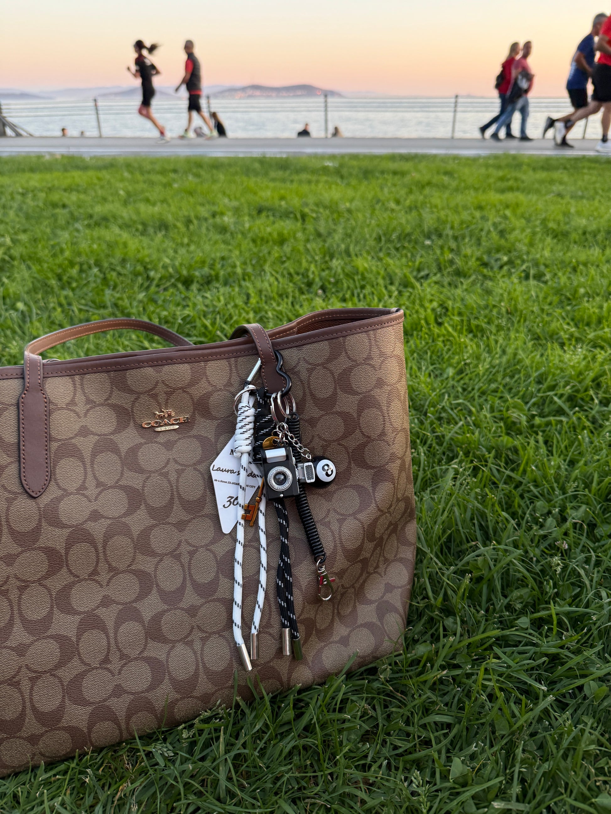 Retro Rewind Charm – Nostalgia Junkie Edition